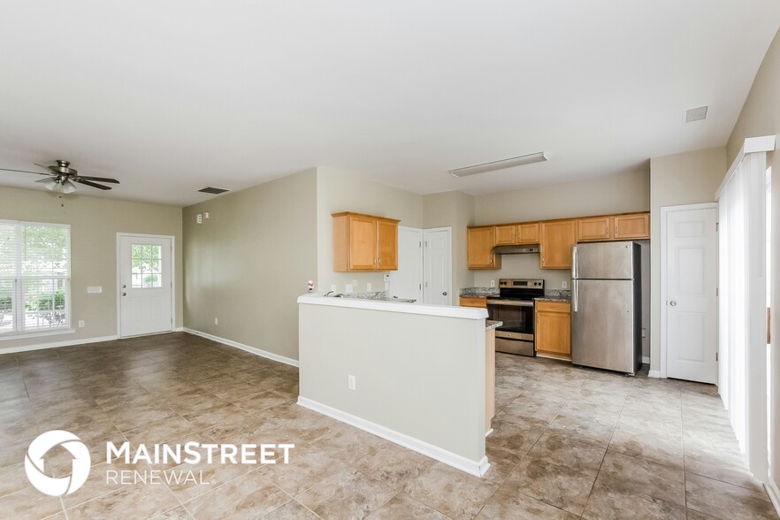 Building Photo - 2517 Wingdale Dr
