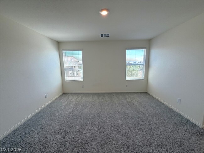 Building Photo - 5646 Mesa Sedona St
