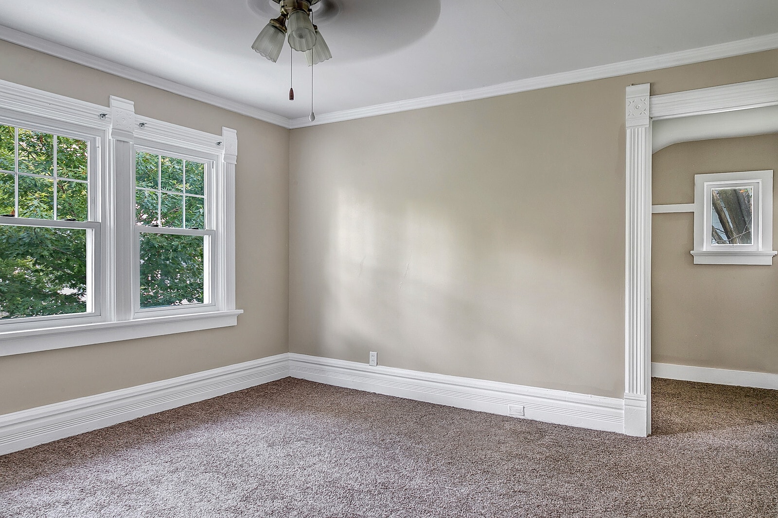 Building Photo - 944 14th St