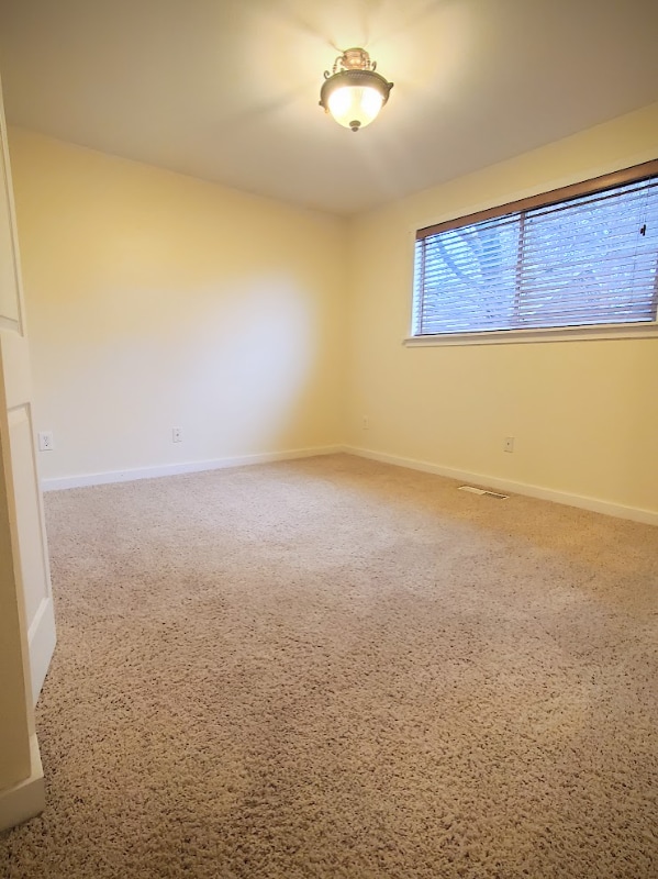 Building Photo - 19 W Walnut St