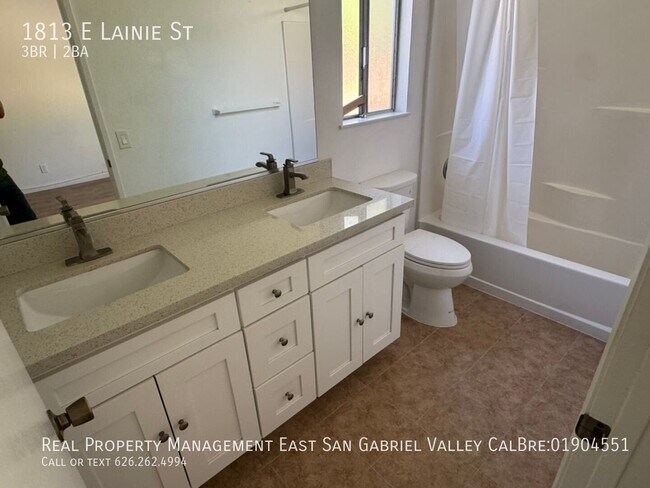 Building Photo - 1813 Lainie St