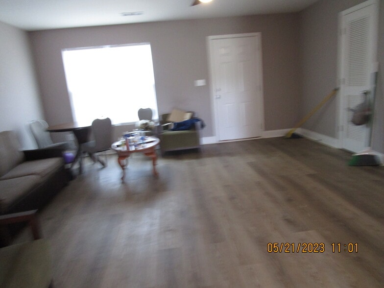 Building Photo - 205 Brooks Blvd