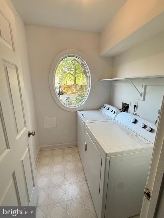 Building Photo - 17301 Pacific Rim Terrace