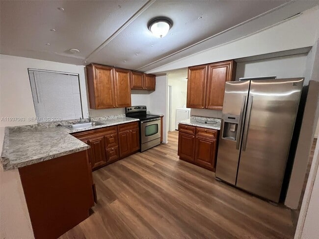 Building Photo - 10492 S 228th Ln