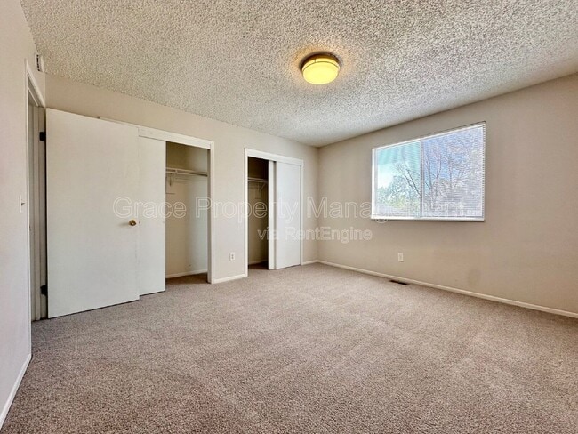 Building Photo - 2241 Dawson Cir