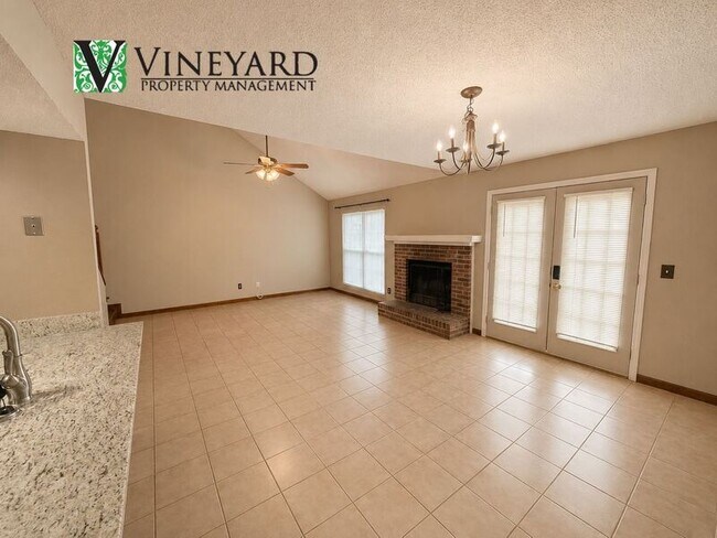 Building Photo - 5065 Sand Wedge Cir