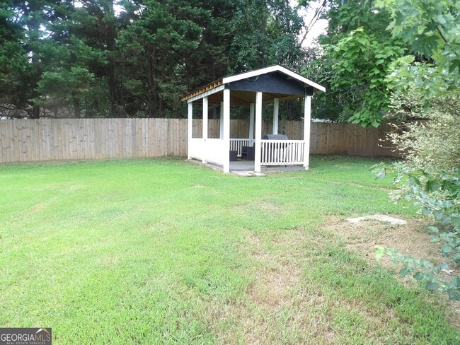 Building Photo - 335 Bay Creek Rd