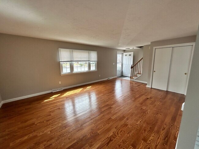 Building Photo - 38 Reservoir St