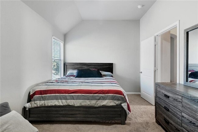 Building Photo - 3418 Castleton Dr