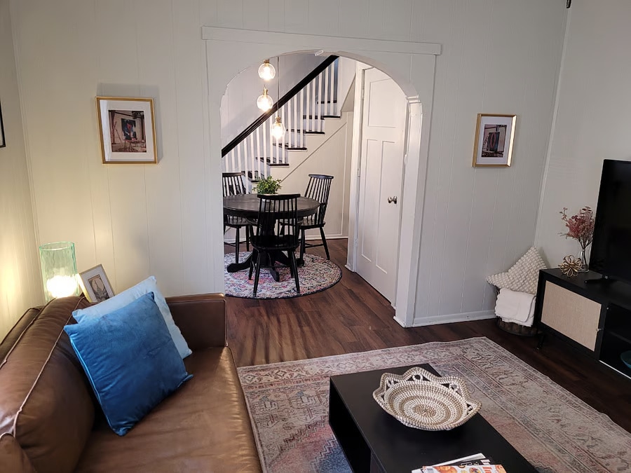 Building Photo - 59 S Lasalle St