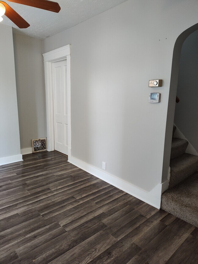 Building Photo - 145 21st St NW