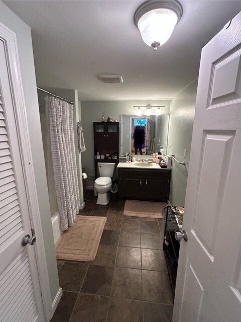 Bathroom - 37 Moraine St