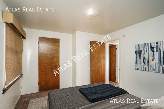 Building Photo - $500 DEPOSIT & MOVE IN SPECIAL