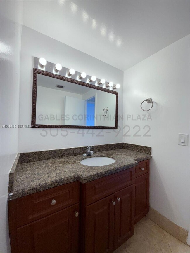 Building Photo - 22 Salamanca Ave