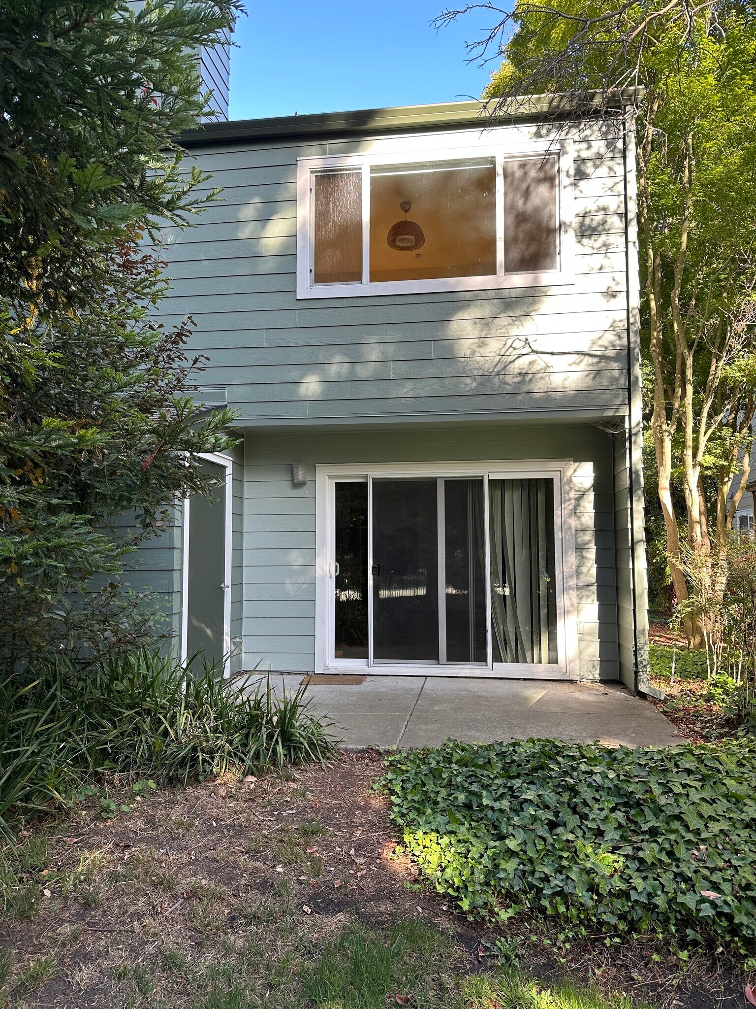 Back patio - 137 Temescal Cir
