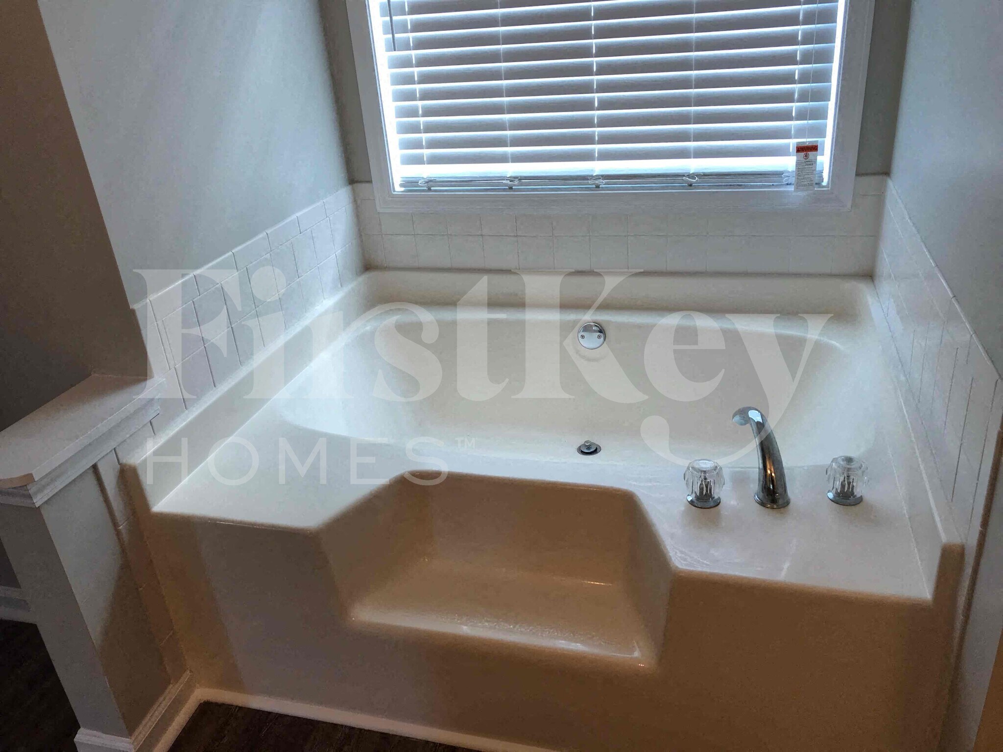 Building Photo - 7945 Weathers Ct