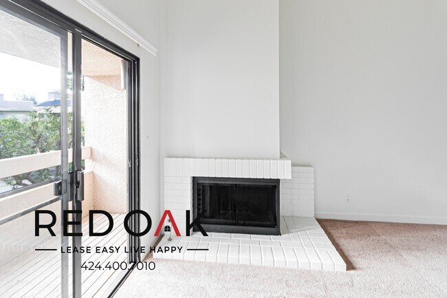 Building Photo - 7810 Topanga Canyon Blvd