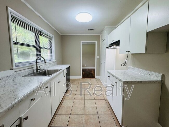 Building Photo - 957 Parkwood Ct