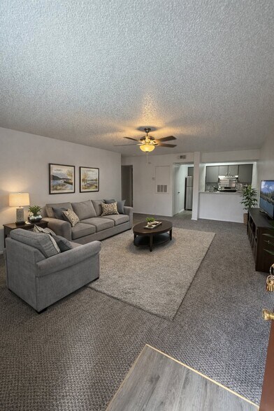 Building Photo - 3740 Little Rd