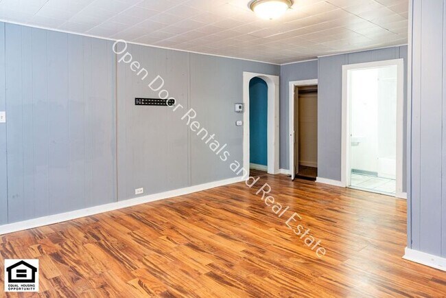 Building Photo - 17425 IN-37
