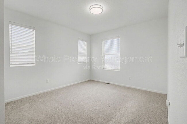 Building Photo - 28466 E 6th Pl