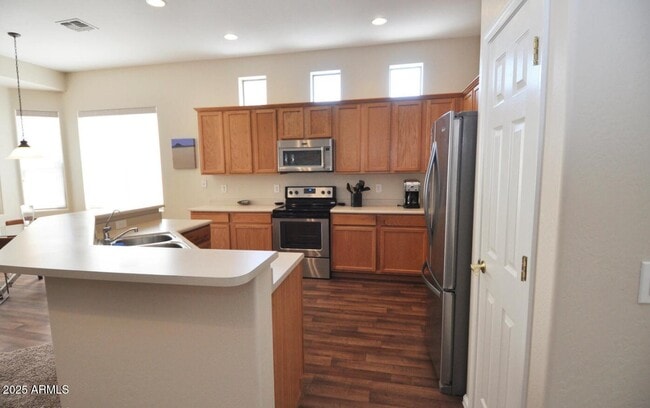 Building Photo - 3530 E Los Altos Rd