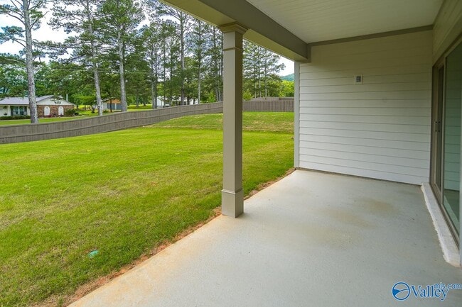 Building Photo - 6015 Margie Collins Dr SE