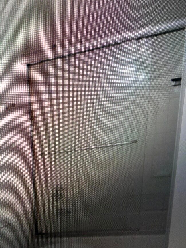 Building Photo - 8343 Lake Dr