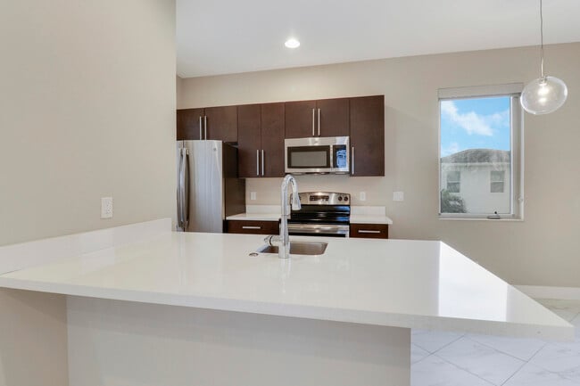 Building Photo - 5029 Grandiflora Rd