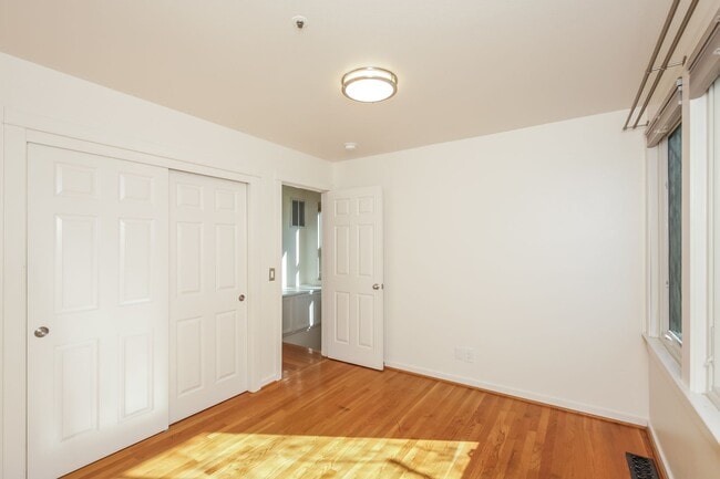 Building Photo - FOR RENT – 3 bed 2 bath Coastal Living in Santa Cruz