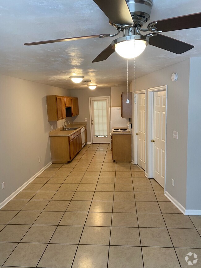 Building Photo - 2446 Talco Hills Dr