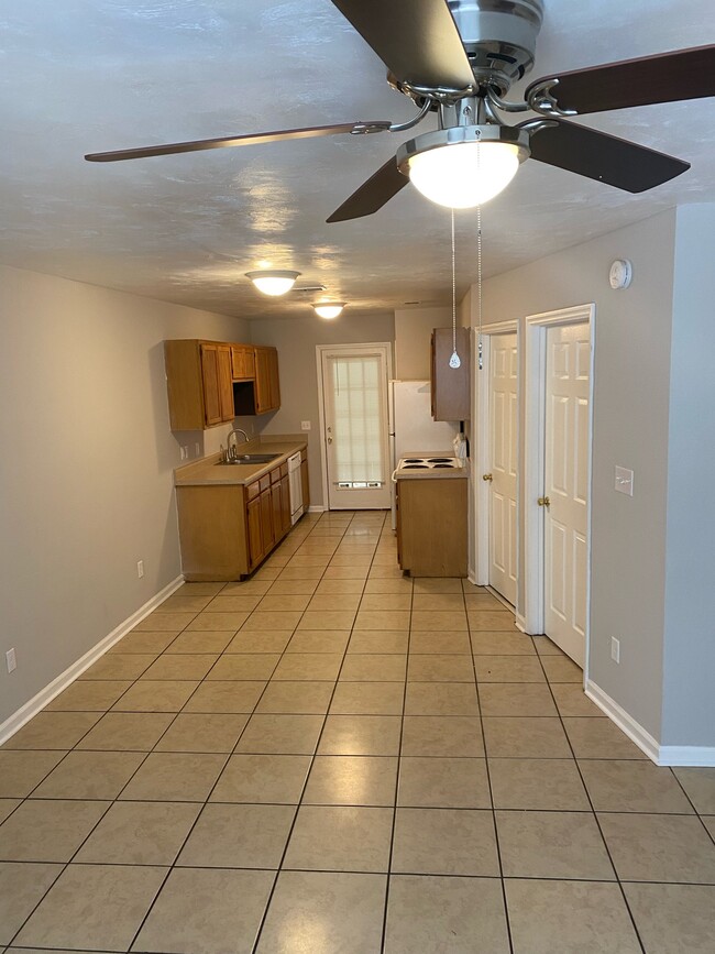 Primary Photo - 2446 Talco Hills Dr