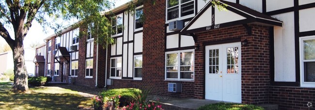 Building Photo - Ashbury Court