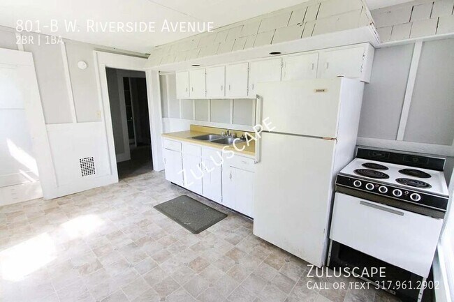 Building Photo - 801 W. Riverside Unit B / 2 bedroom 1 bath...