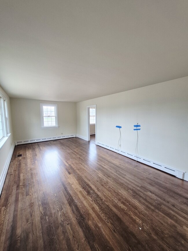 Building Photo - 5140 Alberene Rd