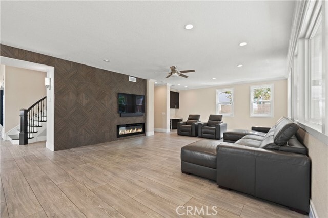 Building Photo - 928 Trovita Dr