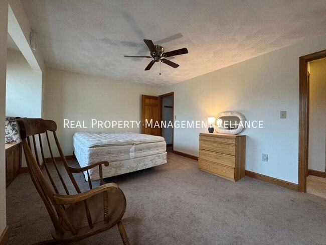 Building Photo - 38 Kimball Ave