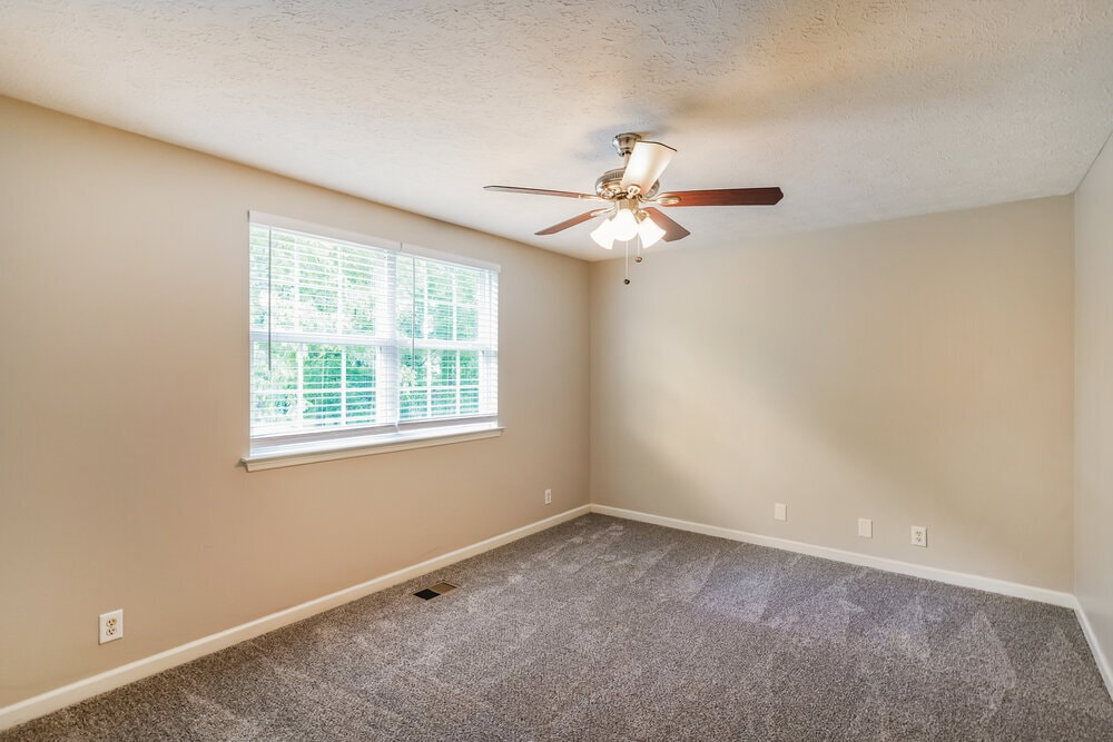 Building Photo - 178 Bradford Cir