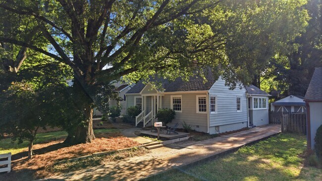 Building Photo - 1424 Lyon Ct