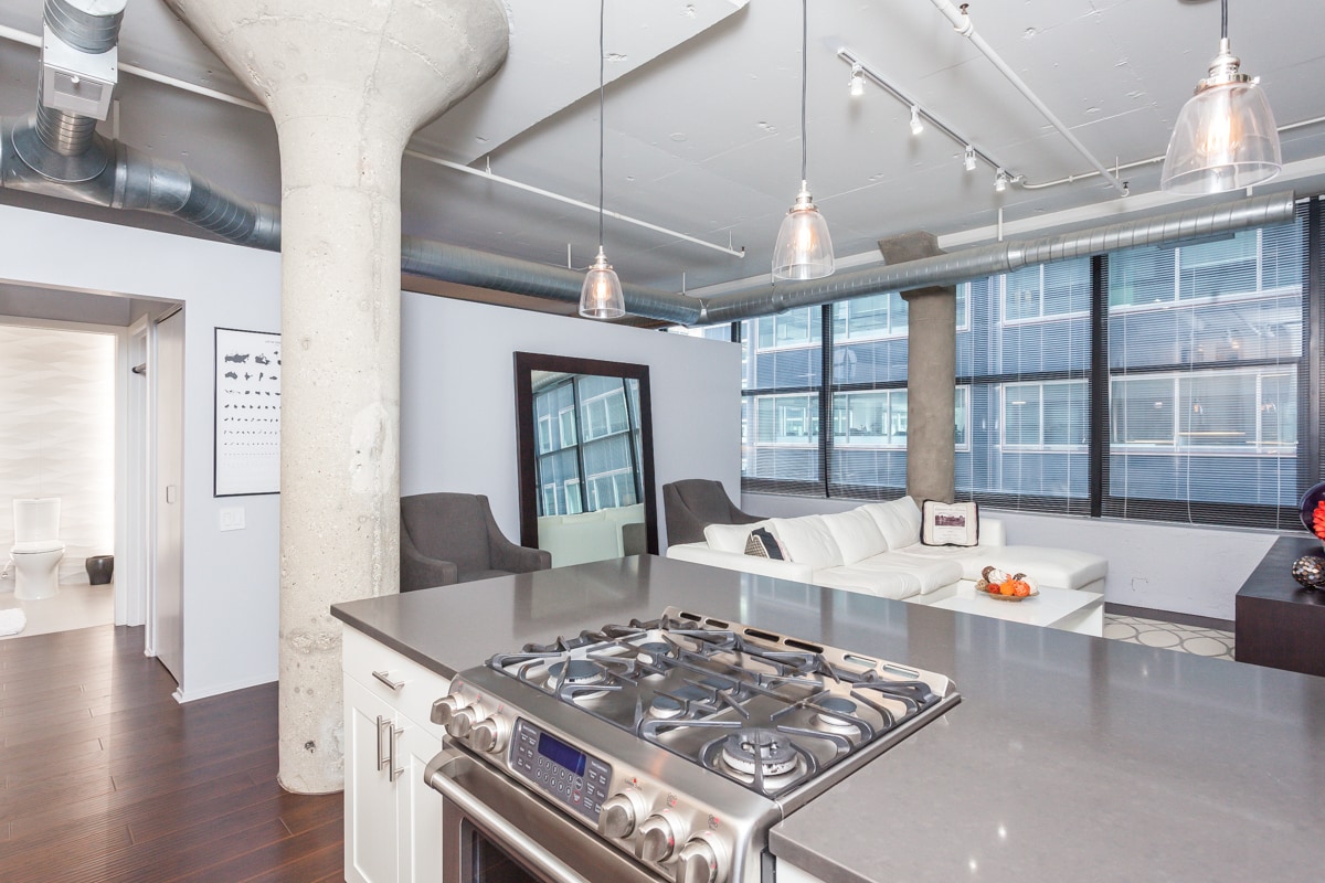 Building Photo - 130 S Canal St