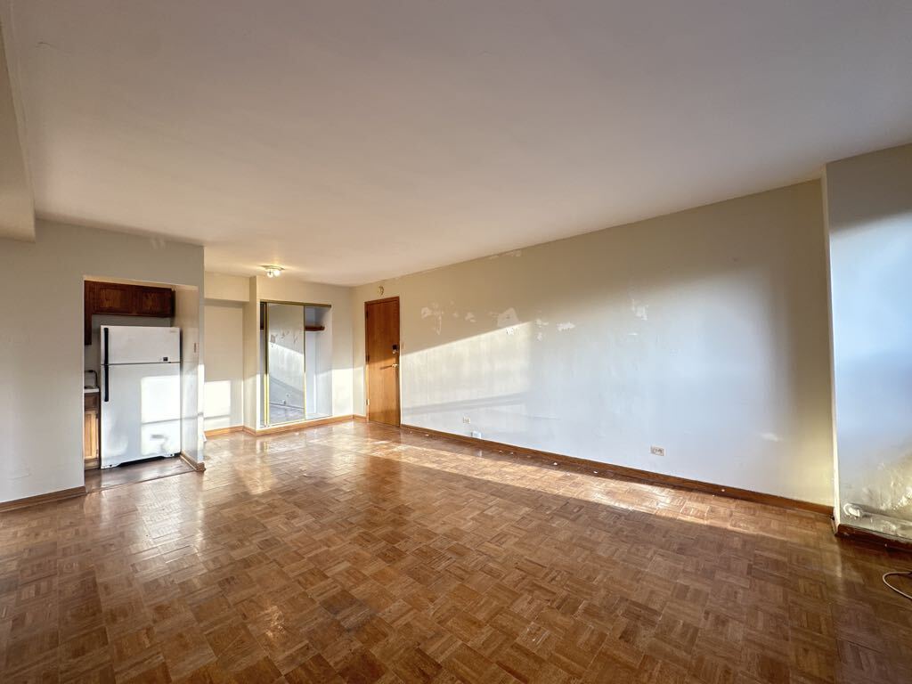 Building Photo - 4180 N Marine Dr