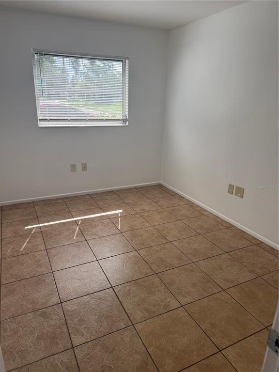 Building Photo - 3412 Spainwood Dr