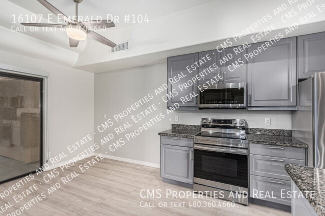 Building Photo - 16107 E Emerald Dr