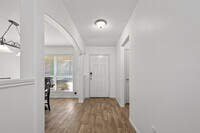 Building Photo - 9931 Chimney Swift Ln