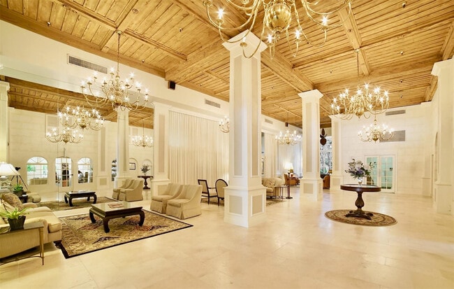 Building Photo - 235 Sunrise Ave