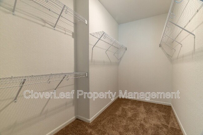 Building Photo - 3994 Turtle Creek
