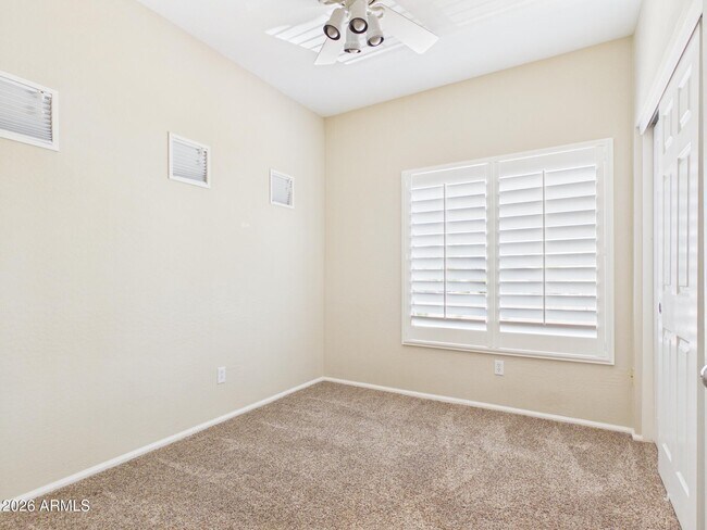 Building Photo - 2557 W Woburn Ln