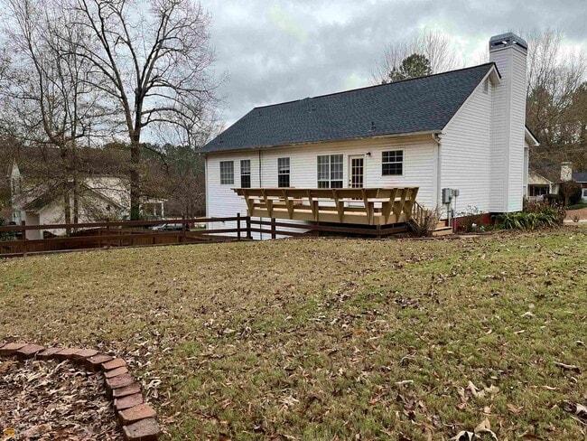 Building Photo - 214 Piedmont Dr