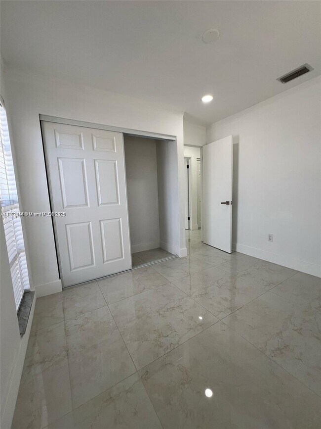 Building Photo - 26045 SW 131st Ct