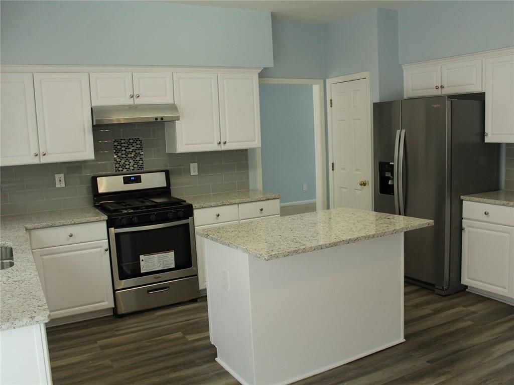 Building Photo - 400 Stedford Ln